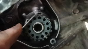 Hundai Elantra 3 ДВС 1.6 Замена ведущего и натяжного ролика. Установка рем6я ГРМ по меткам