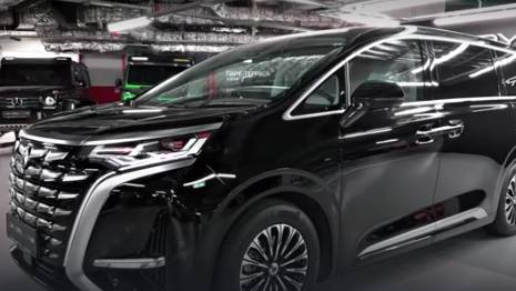 Denza D9 2025 - Интерьер и Экстерьер