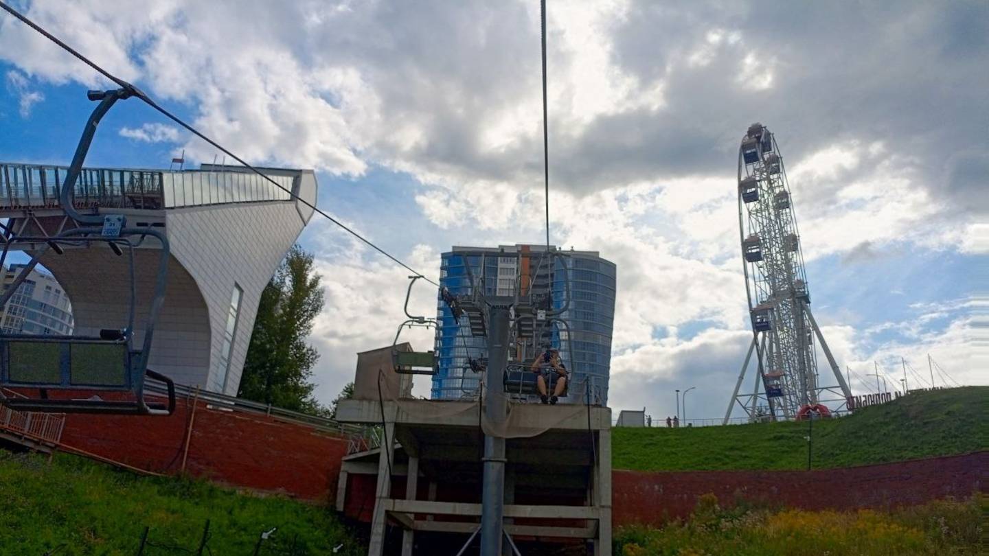 Небольшая канатная дорога к парку Победы. Нижний Новгород.