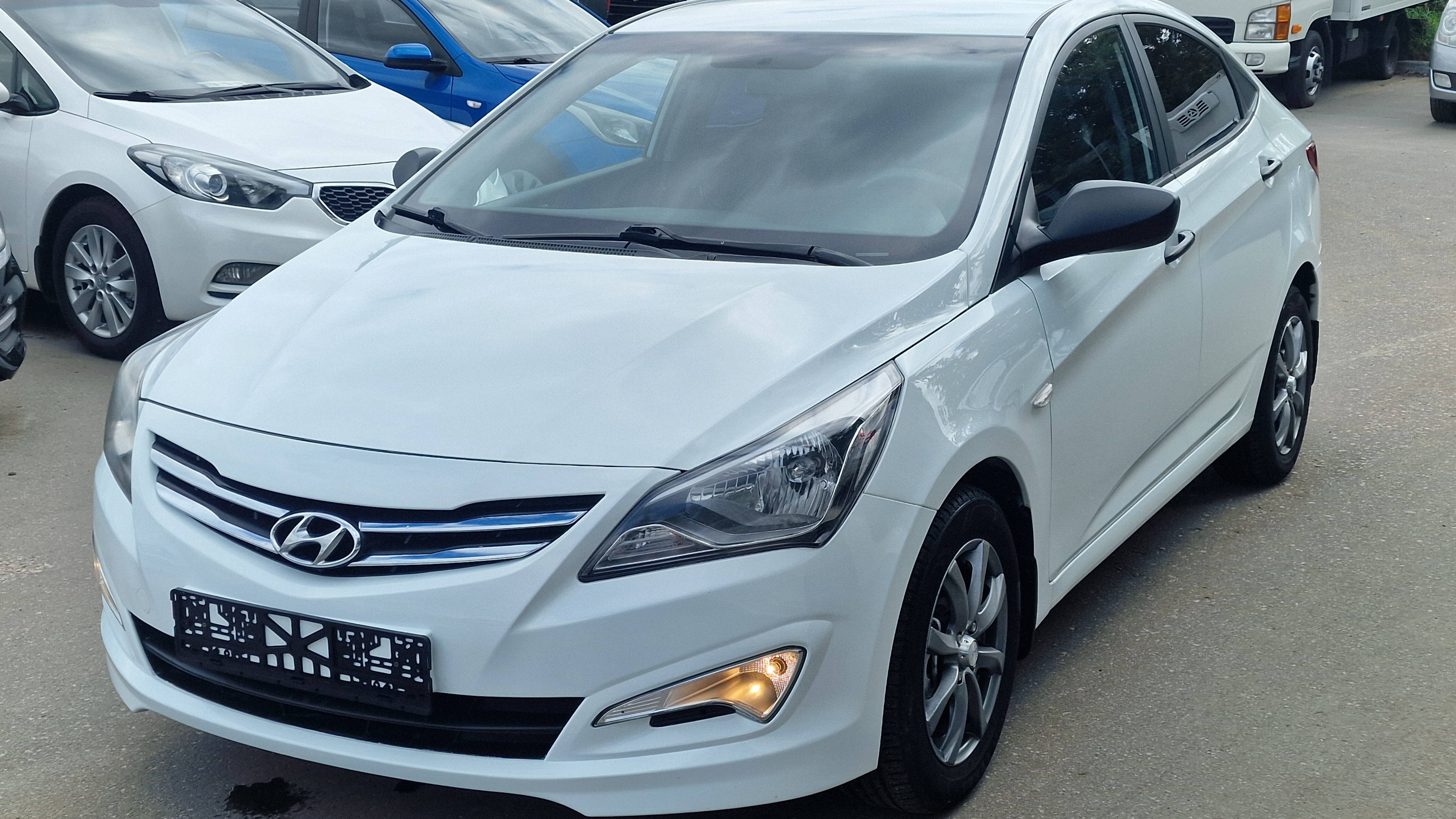 Hyundai Solaris (2015) смотреть онлайн