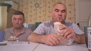 МУКБАНГ С ПОДПИСЧИКОМ/ШАУРМА С КУРИЦЕЙ 🌯