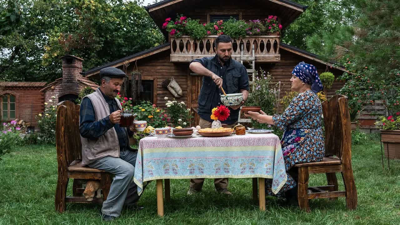 Уютный Деревенский Семейный Завтрак смотреть онлайн