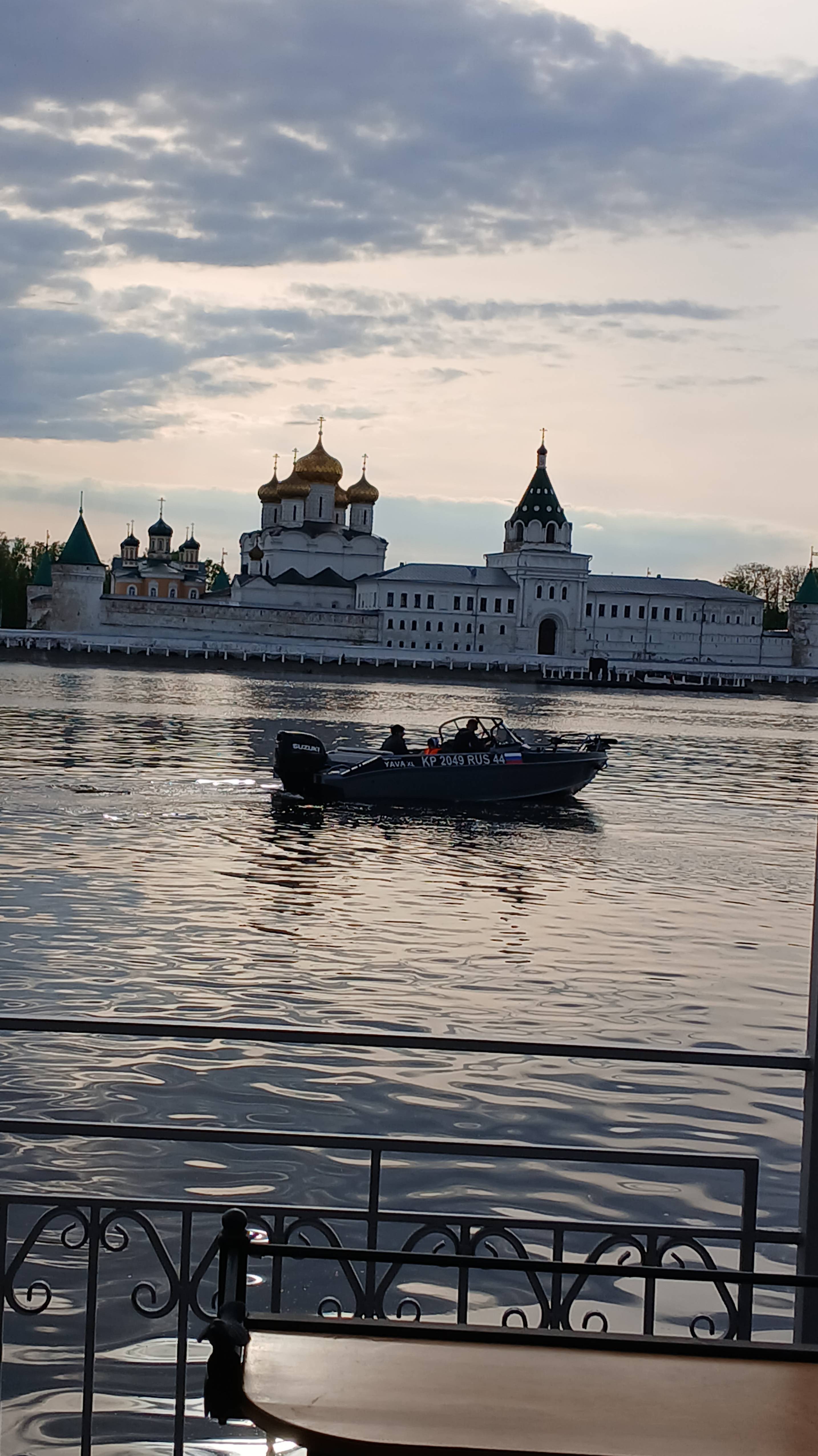 ИПАТЬЕВСКИЙ МОНАСТЫРЬ смотреть онлайн