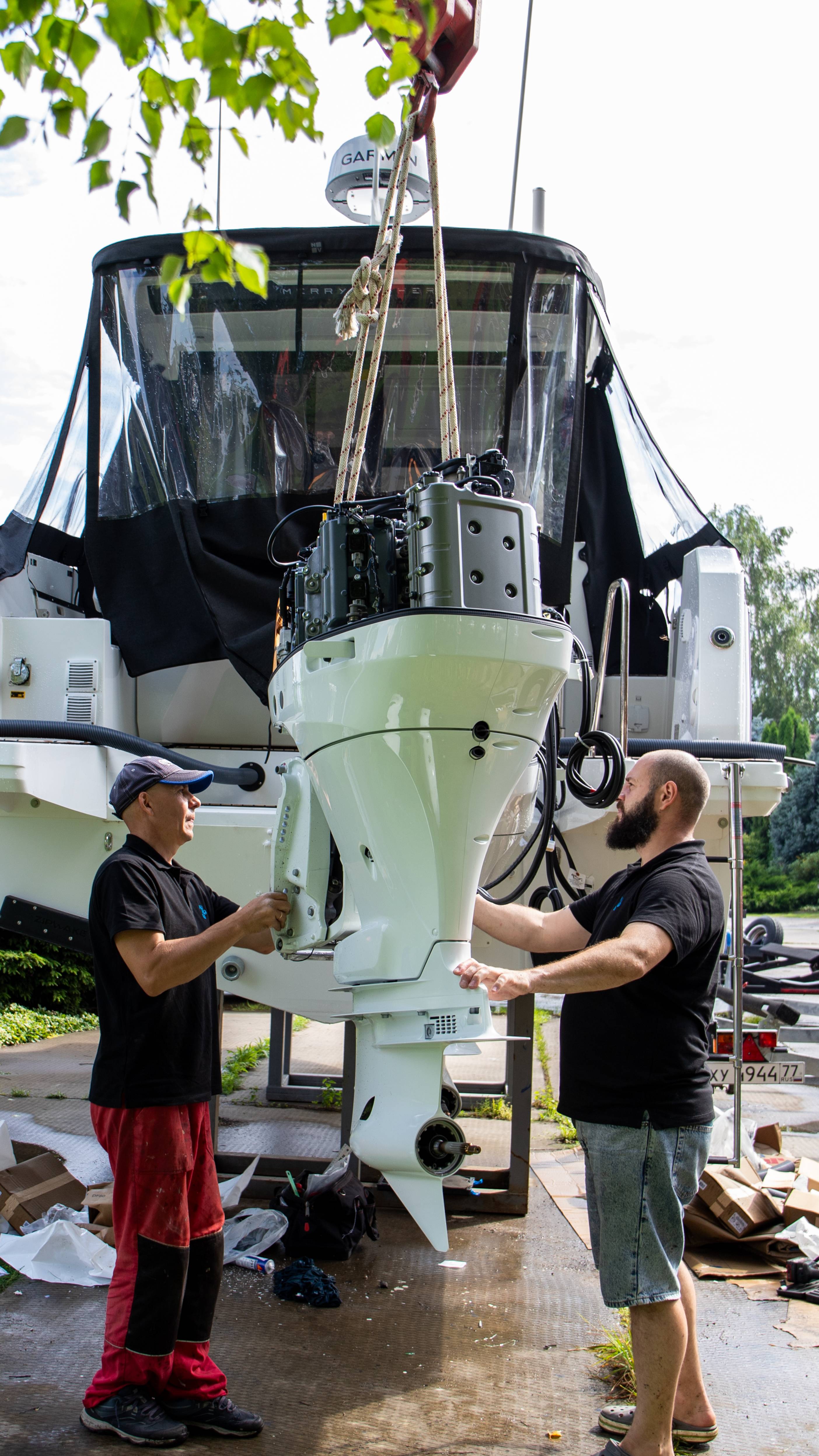 Мы предлагаем полный спектр услуг по ремонту, обслуживанию и дооснащению моторных яхт и катеров! смотреть онлайн