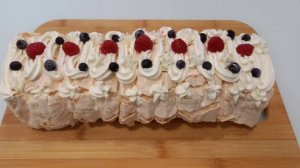 Меренговый рулет / Вкусно и быстро