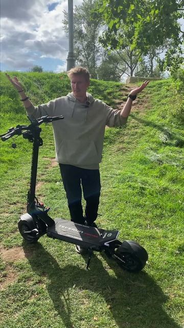 Умный в гору не пойдет!!! #whitesiberia #электросамокат #тренд #рек #самокат #челлендж #челлендж смотреть онлайн