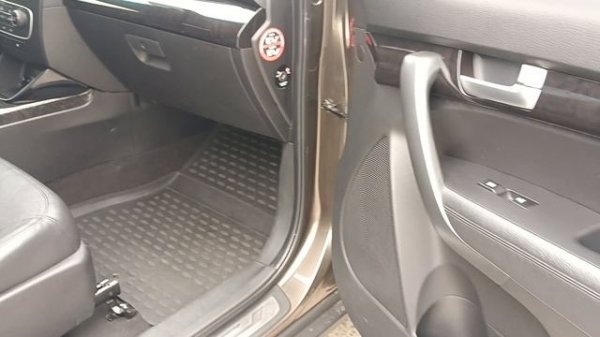 Kia Sorento 2,4 AT 2015