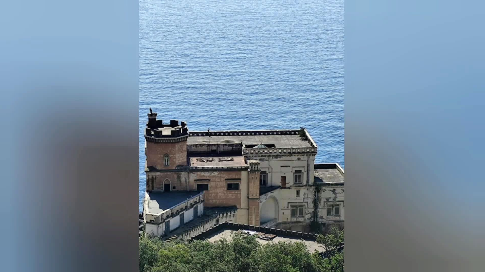 Путешествия по г. Скалее, Тирренское море, Средиземноморье, Италия. смотреть онлайн