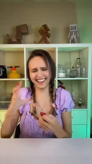 Как сделать неваляшку из шарика. 😂 Сколько раз сказала "шарик" ?