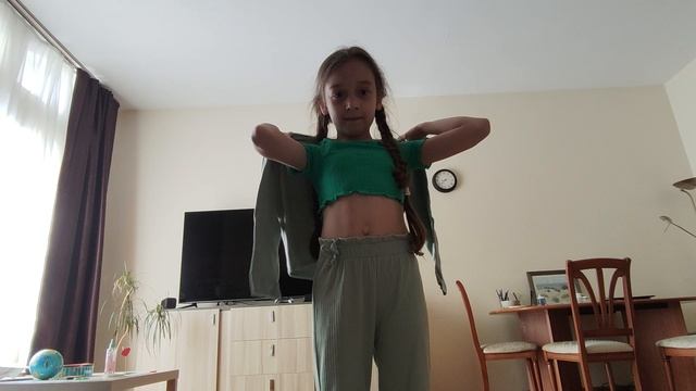 подруга переодевается 😋😋😋 смотреть онлайн