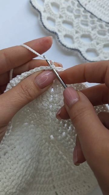 Бесшовное соединение рядов при вязании столбиками с накидом смотреть онлайн