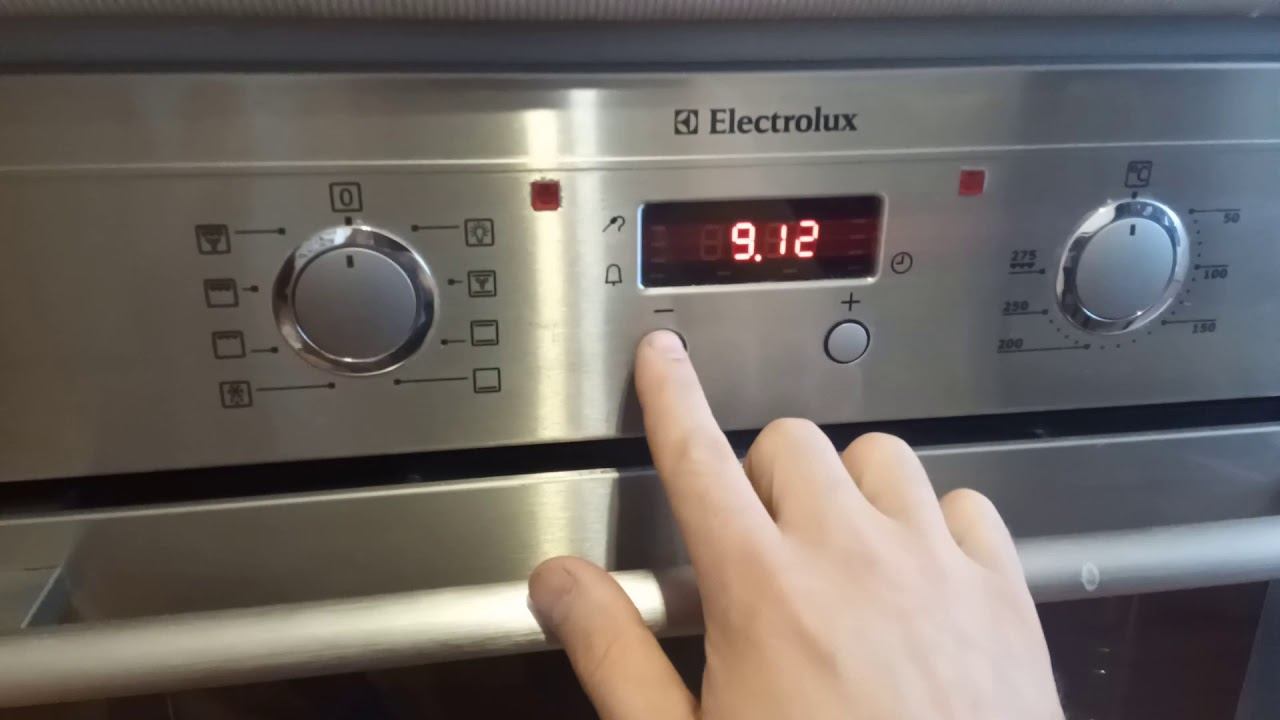 Как настроить часы на духовке Electrolux! смотреть онлайн