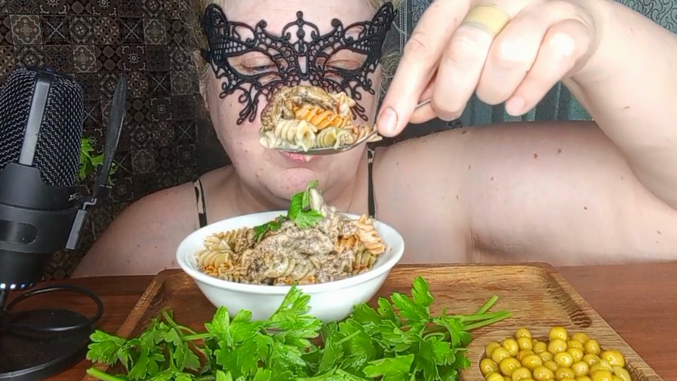 💥МИНИ ОБЖОРЧИК В ЦВЕТЕ ЛЕТА💥 смотреть онлайн