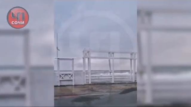 Даже шторм ни по чем нашим конструкциям. Арки в Сириусе перенесли ураган