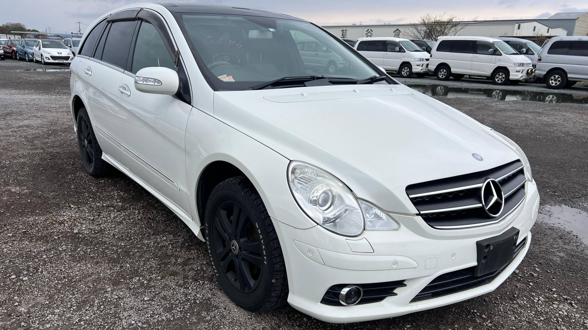 В разборе Mercedes R350 W251 2008 год