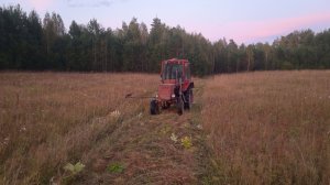 Сенокос ,без поломок не сенокос. Сломал косилку на тракторе.
