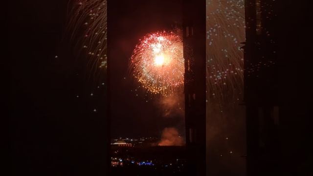 Салют в Москве 9 мая 2025 года Площадь Победы смотреть онлайн
