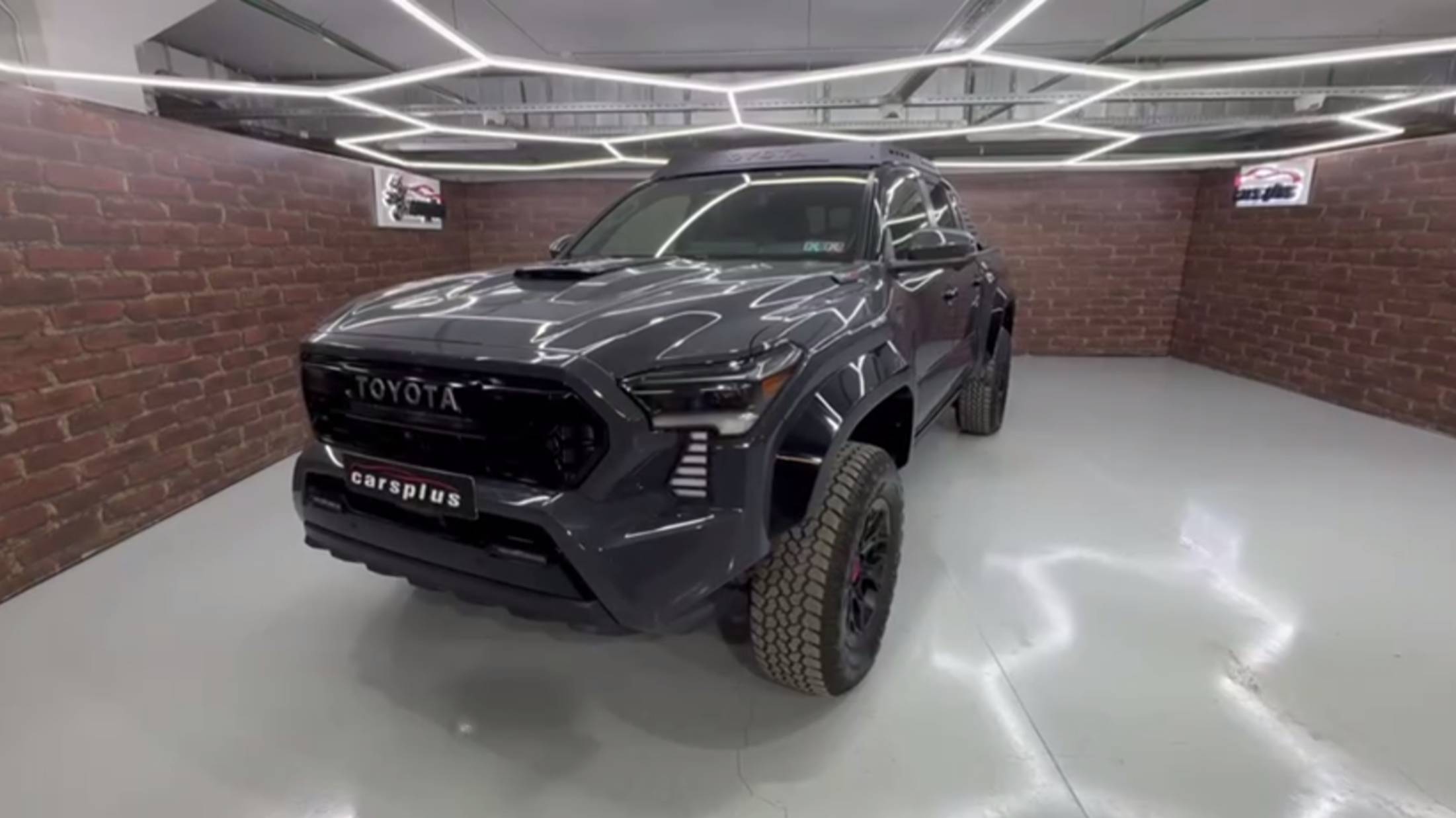 В наличии Toyota Tacoma TRD Off Road👇 смотреть онлайн