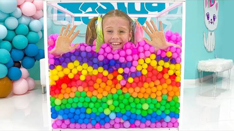 Nastya Cube Challenge и веселые детские истории