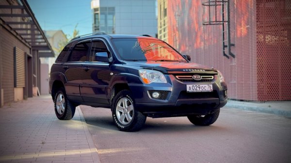 Kia Sportage 2010 2.0 MT