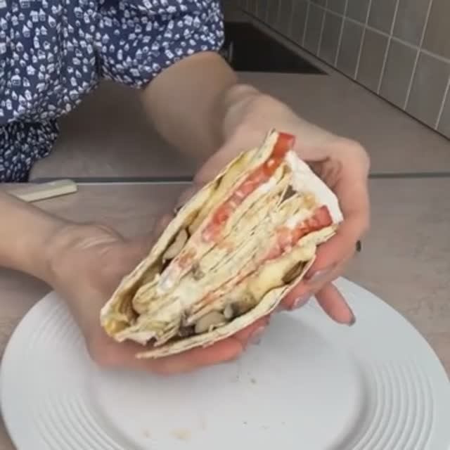 Быстрый, идеальный завтрак подойдет и как перекус 🥪 для всей семье