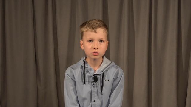 стихотворение «Крошка пони у врача» Ирина Пивоварова. Читает Максим Твердохлеб. смотреть онлайн