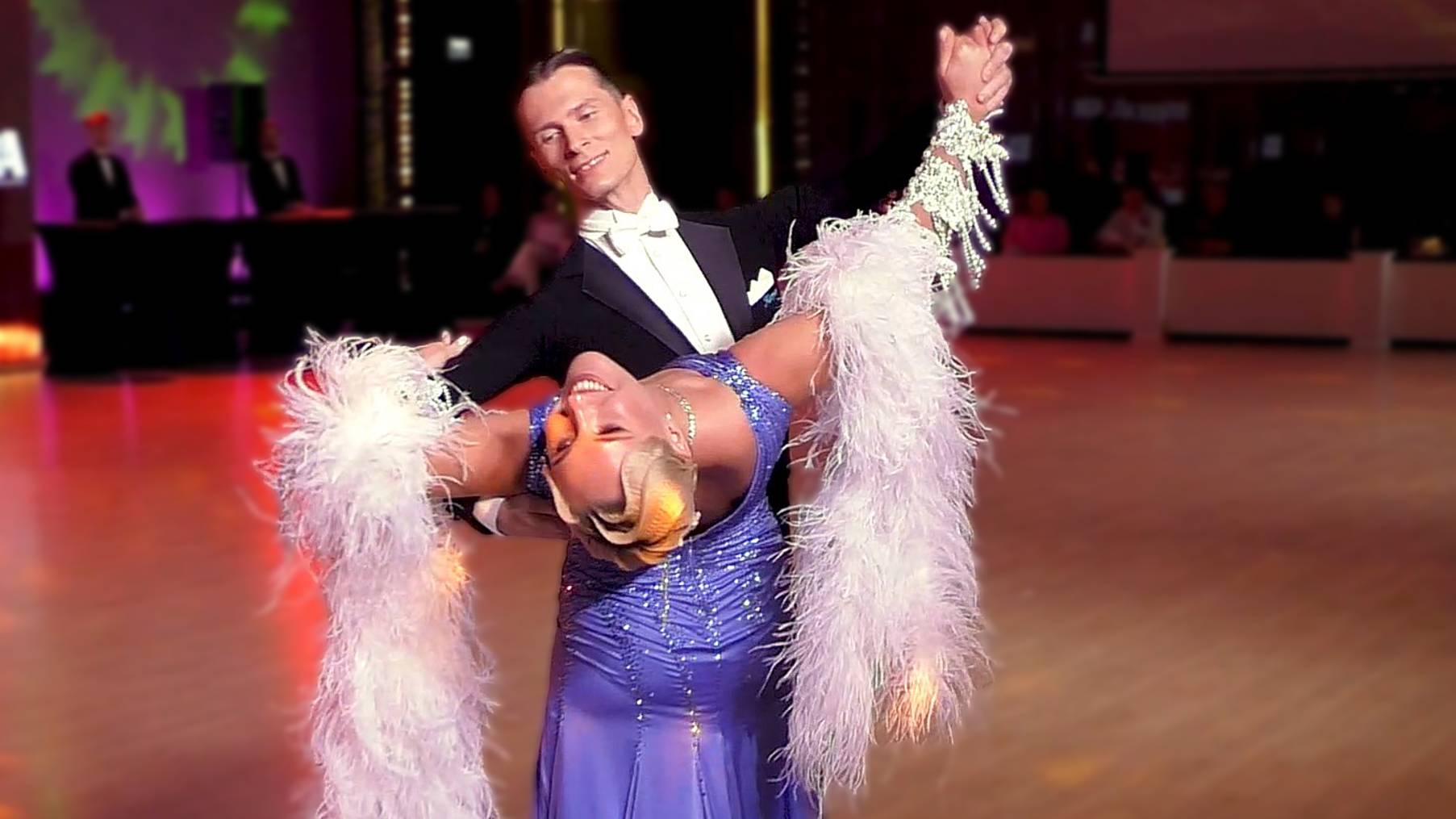 Квикстеп. Взрослые GRAND PRIX - Open St. Презентация пар. Кубок ассоциации 2025 года смотреть онлайн