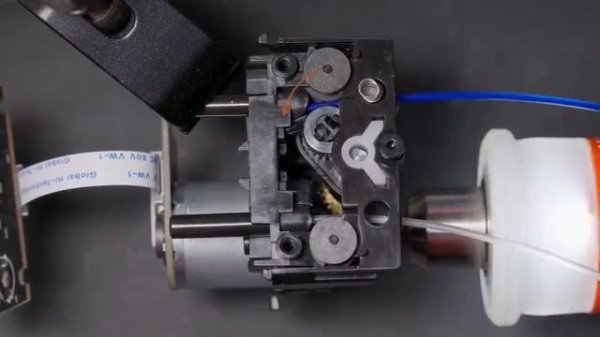 Первый обзор многоголовочного 3d принтера Snapmaker U1