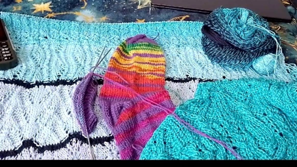 Влог " Рукоделие во время работы " и другие новости. смотреть онлайн