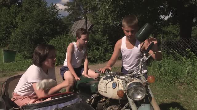 Приключения юных сыщиков