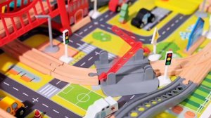 Большой игровой набор "Мой город" Железная дорога со столом для хранения (75 предметов)