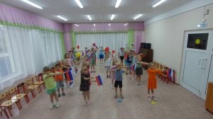 «Флешмоб - День флага РФ», МАДОУ детский сад №34 ОСП 2 (средняя и старшая группа)