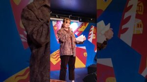 Светлана Севрикова читает стихи в "Шагале" (21.08.2025)