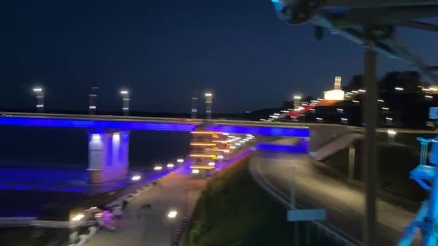 Колесо обозрения и вечерний Барнаул смотреть онлайн