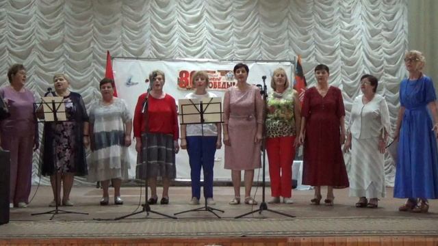 про деревню песня текст песни со словами в золоченной церкви нас с тобой венчали