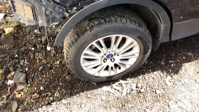 Ford Kuga 2014 г. смотреть онлайн