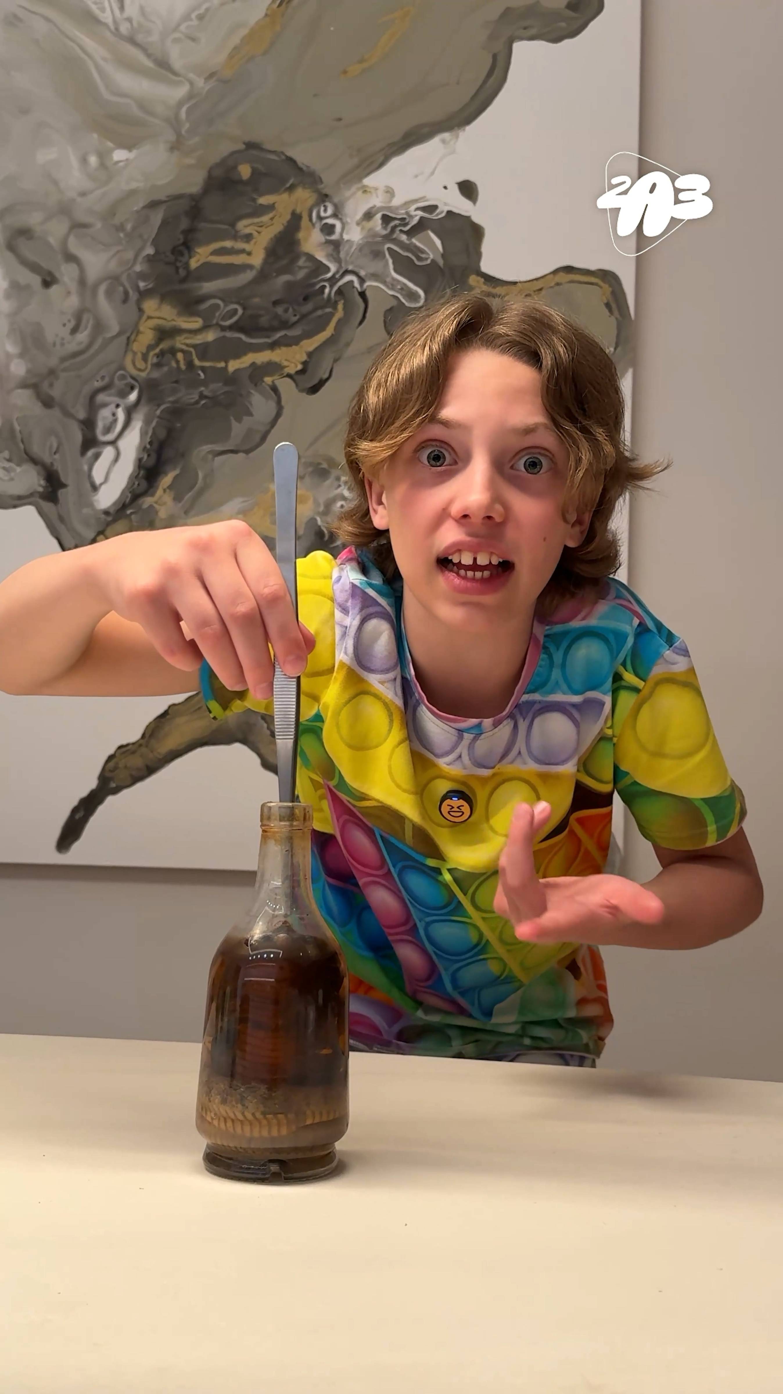 🧴 Бутылка с ПРОКЛЯТИЕМ: что будет если ОТКРЫТЬ её? смотреть онлайн