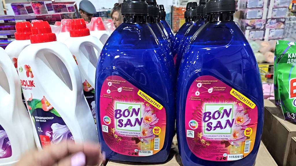 Магазин Светофор.Опять есть новинки.Одеяла, подушки.Дешевые овощи и арбузы смотреть онлайн