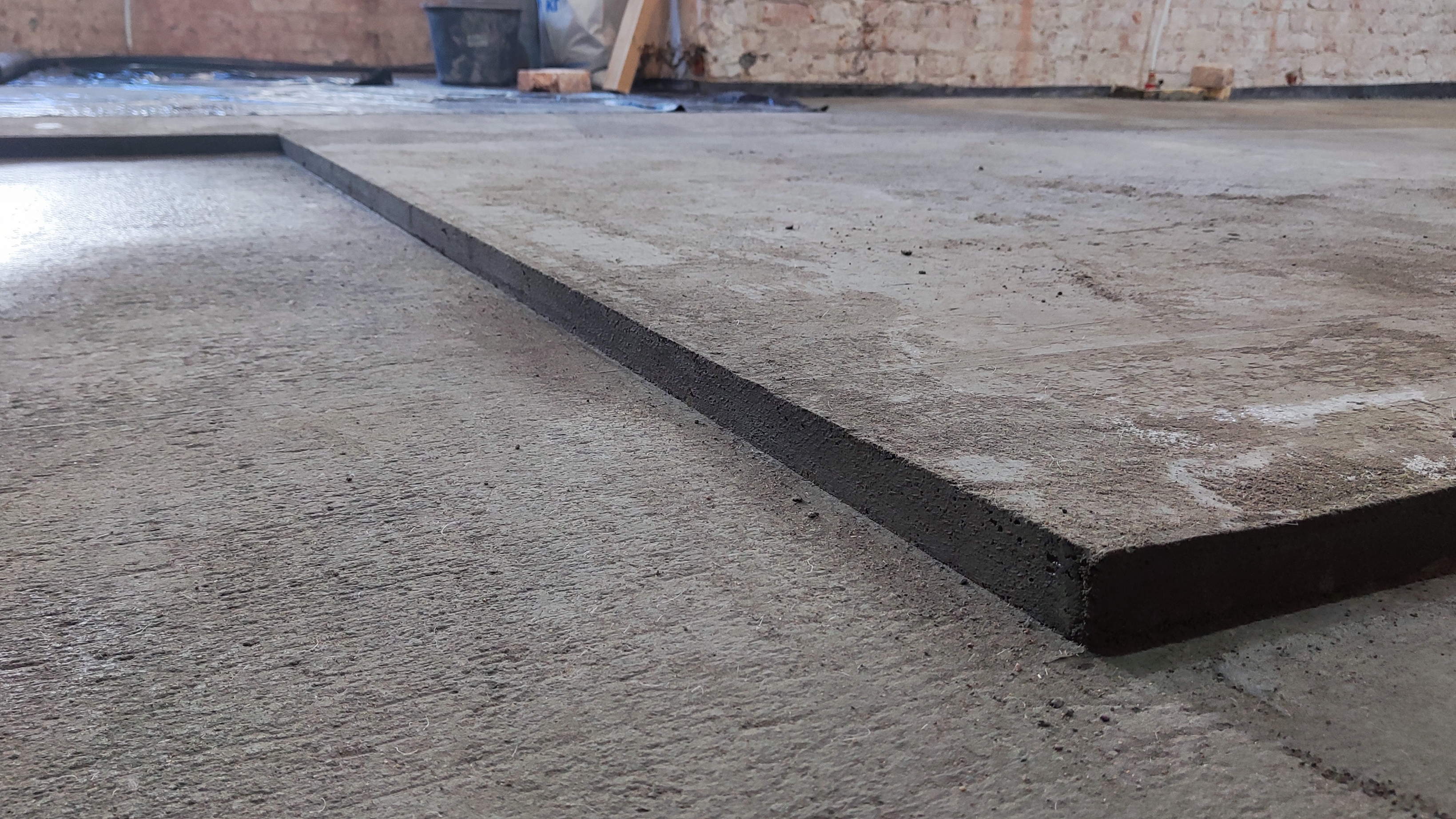 Разноуровневая стяжка в старом фонде. Замер-согласование-монтаж. Санкт-Петербург. Август 2025 смотреть онлайн