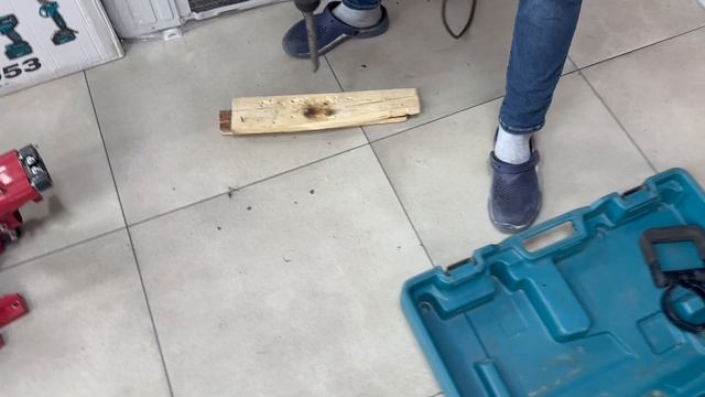 Перфоратор Makita смотреть онлайн