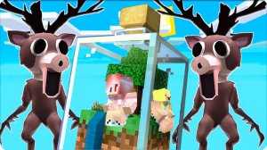 🫙 ПОСТРОИЛИ ДОМ 99 НОЧЕЙ внутри БУТЫЛКИ и ПЕРЕЖИЛИ НОЧЬ Против ДВУХ ОЛЕНЕЙ в Майнкрафт! НУБИК