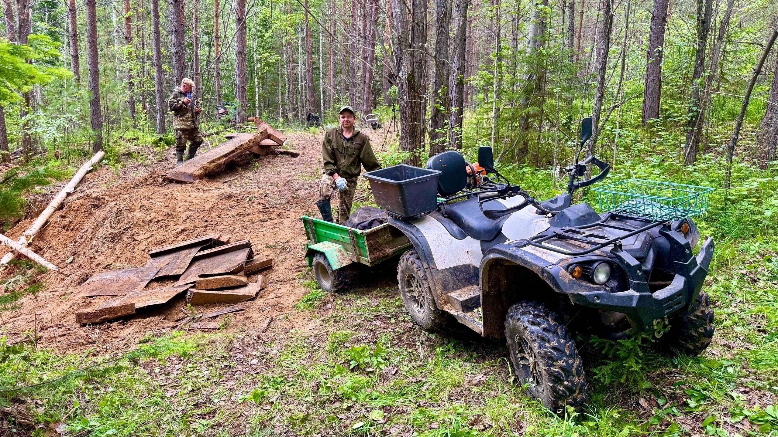 КРУПНЫЙ МЕТАЛЛ В ТАЙГЕ.ВЫВОЗИМ ЩИТ ОТ ТРАКТОРА ТТ-4.ОКУЧИВАЕМ ОГОРОД У БАБУШКИ В ДЕРЕВНЕ. смотреть онлайн
