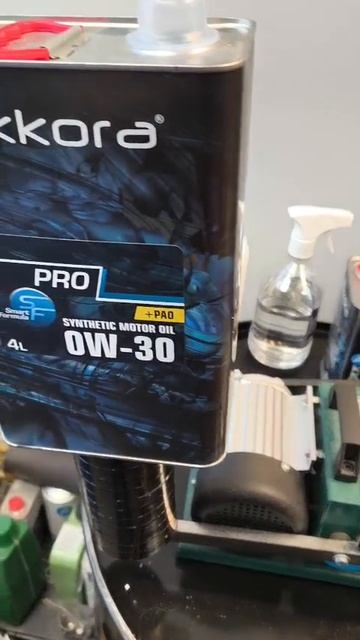 Моторное масло Akkora! Тест на машинке трения! Максимальная нагрузка💪💪💪 #аккора #масло #моторное смотреть онлайн