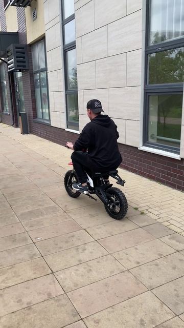 На сочи в Сочи!!! #whitesiberia #мотоцикл #мото #рек #тренд #электромотоцикл #обзор #реки смотреть онлайн