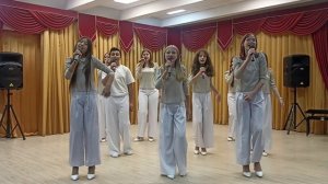 Образцовый вокальный ансамбль "Конфетти" старшая группа 12-15 лет - "Дотронься до неба"