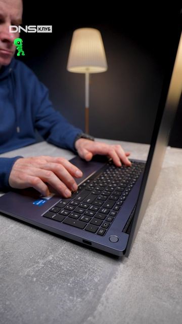 На что влияет материал корпуса ноутбука? смотреть онлайн