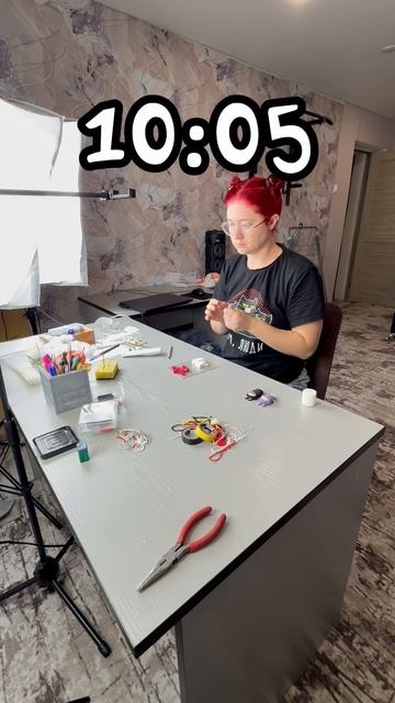 Порядок на столе долго не держится) смотреть онлайн