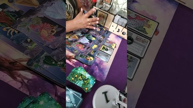 У врагов тут и там катится всё к чертям? смотреть онлайн