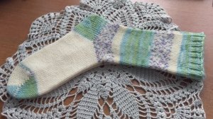 Носки на вязальной машине Нева-5 с декоративным швом. Носочная пряжа