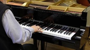 "Мурка" на рояле Yamaha C5. А также Джон Леннон, "А снег идет", и другие мелодии